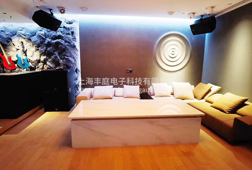 　美妙旋律，夢幻低音，家庭卡拉OK音響這樣設(shè)計